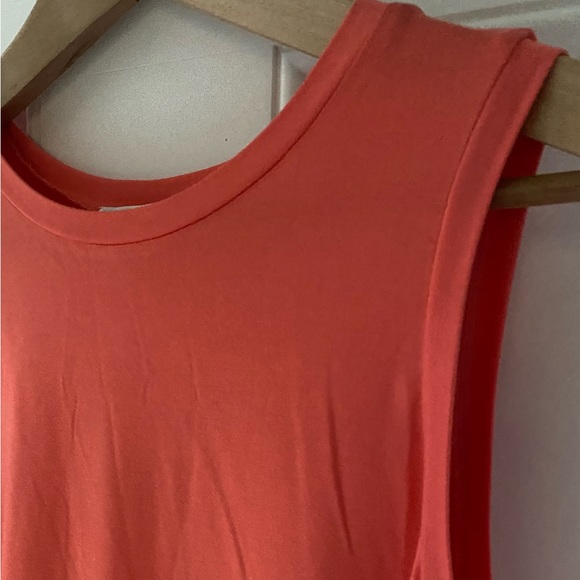 NWT! Michael Kors top. Size M - Picture 6 of 16